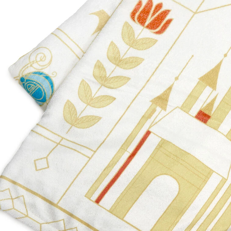 Hallmark Disney Princess Castles Throw Blanket, 50x60 6 Hallmark Disney Princess Castles Throw Blanket, 50x60 - Image 4