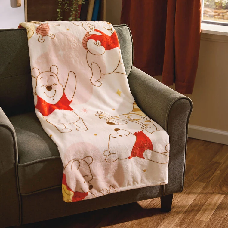 Hallmark Disney Winnie The Pooh Throw Blanket, 50x60 4 Hallmark Disney Winnie The Pooh Throw Blanket, 50x60 - Image 2