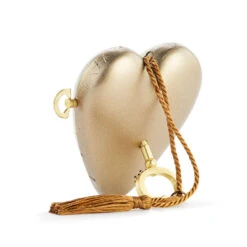 Hallmark Store -Hallmark Store Family Makes the World Brighter Musical Art Heart 1003480451 02