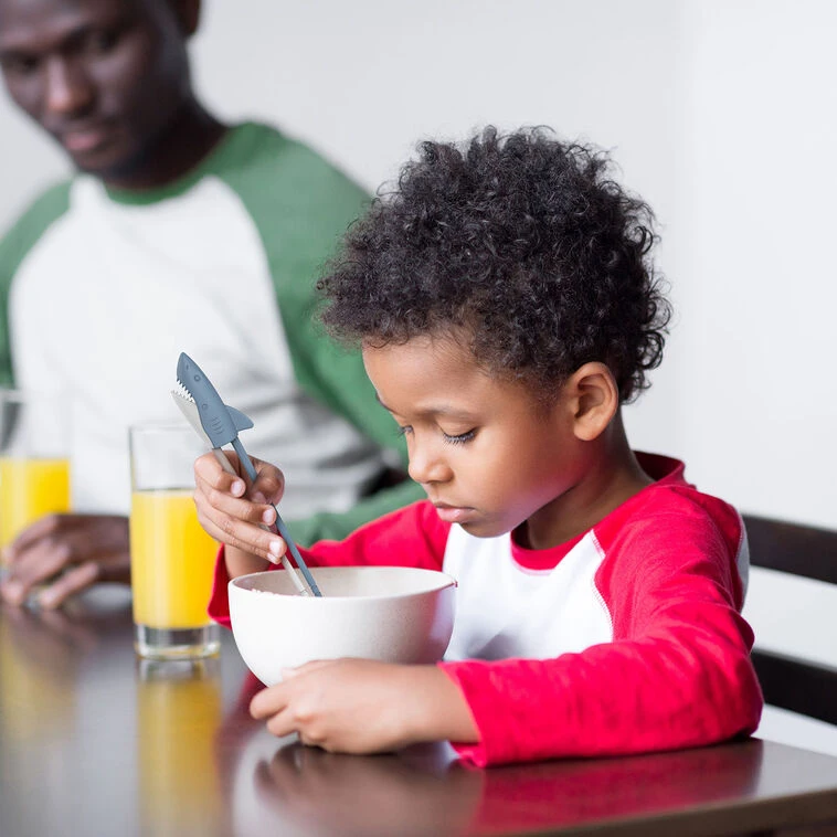 Genuine Fred Munchtime Shark Chomping Chopsticks 4 Genuine Fred Munchtime Shark Chomping Chopsticks - Image 2