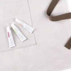 Hallmark Grilly Great Guy Adult Apron Handprint Kit -Hallmark Store Grilly Great Guy Apron With Paints for Handprints 1BBY5001 05