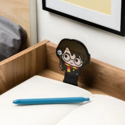 Paladone Harry Potter Clip-On Bookmark With LED Reading Light -Hallmark Store Harry Potter ClipOn Bookmark With Light PP13559HP 05