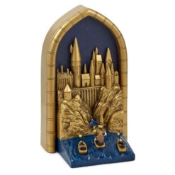 Hallmark Harry Potter™ Hogwarts™ Light-Up Bookshelf Decoration, 9.1"