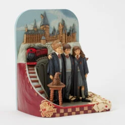 Enesco Jim Shore Harry Potter, Ron And Hermione With Train Figurine, 9" -Hallmark Store Jim Shore Harry Potter and Friends Resin Statue 6016707 04