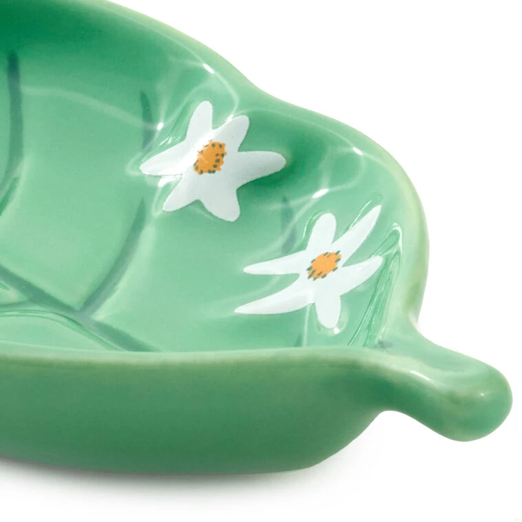 Hallmark Leaf-Shaped Trinket Dish 5 Hallmark Leaf-Shaped Trinket Dish - Image 3