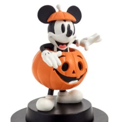 Hallmark Disney Jack-o'-Lantern Mickey Mouse Halloween Countdown Calendar Statue, 7" 11 Hallmark Disney Jack-o'-Lantern Mickey Mouse Halloween Countdown Calendar Statue, 7" -Hallmark Store Mickey Mouse Halloween Countdown Calendar Figurine 1HGN1556 05