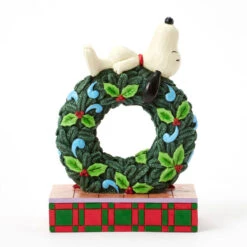Enesco Jim Shore Peanuts Snoopy Sleeping On Light-Up Wreath Figurine, 7.13" 11 Enesco Jim Shore Peanuts Snoopy Sleeping On Light-Up Wreath Figurine, 7.13" -Hallmark Store Snoopy Atop LightUp Wreath Figurine 6017242 03