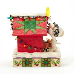 Enesco Jim Shore Peanuts Snoopy Decorating Doghouse Light-Up Figurine, 6.3" -Hallmark Store Snoopy Decorates Doghouse for Holidays Figurine 6017241 04