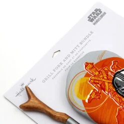 Hallmark Star Wars: The Mandalorian™ Grill Fork And Oven Mitt, Set Of 2 -Hallmark Store Star Wars The Mandalorian Meat Fork and Oven Mitt 1SHP2178 05