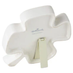 Hallmark Clover-Shaped Trinket Dish With Token 11 Hallmark Clover-Shaped Trinket Dish With Token -Hallmark Store White 4Leaf Clover Shaped Trinket Dish With Token 1BIT2004 04