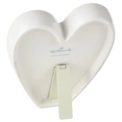 Hallmark Heart-Shaped Trinket Dish With Token -Hallmark Store White HeartShaped Trinket Dish With Token 1BIT2007 04